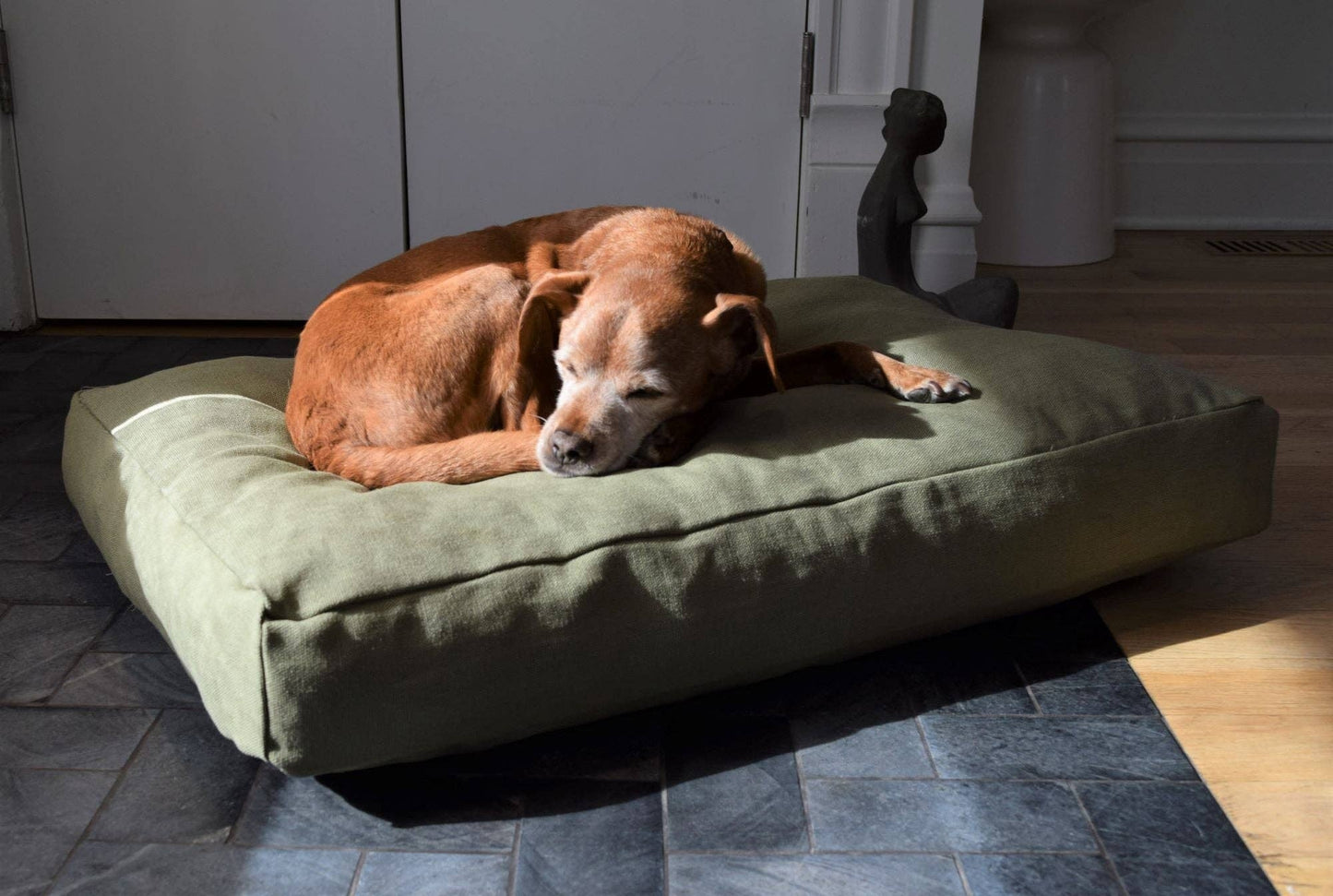 Premium Hemp Dog Bed - Lightweight CertiPUR Foam Fill